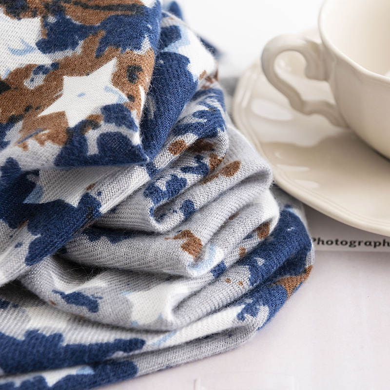 Starry Dot Print Imitation Cashmere Scarf Elegant  Warm Charm Faon Coshimmuter Neck Protection Cold Scarf