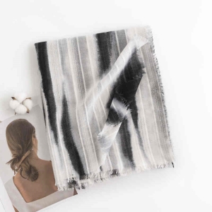Halo dyed fashion scarves men women in the same style personality long shawl travel style