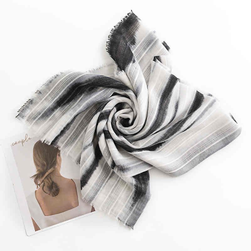 Halo dyed fashion scarves men women in the same style personality long shawl travel style