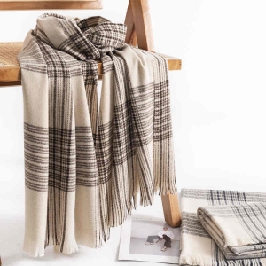 Elegant temperament scarf female fashion commuter imitation cashmere scarf wholesale plaid warm shawl neck protective cold neck scarf