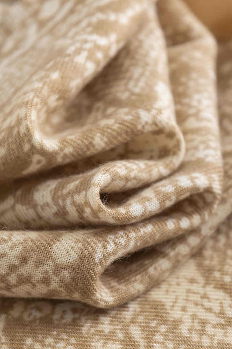 Elegant celebrity animal plaid scarf autumn winter new style imitation cashmere scarf shawl warm neck scarf