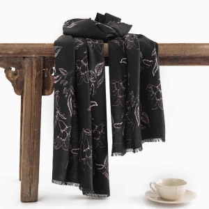 Winter shawl European n black imitation cashmere scarf retro-printed fringed flower shawl woven scarf