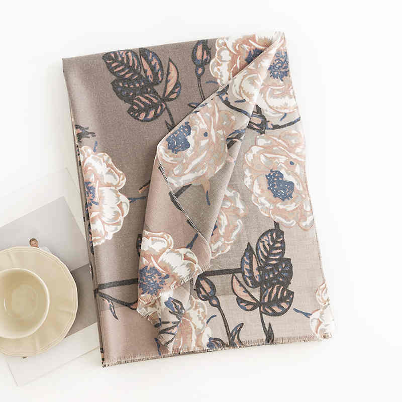 Retro national wind sweet printed scarf big flowers twill warm shawl fresh scarf