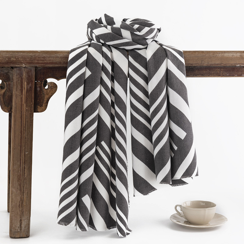 Zebra pattern imitation cashmere scarf female winter 2022 new scarf manufacturers wholesale thickened warm shawl scarf