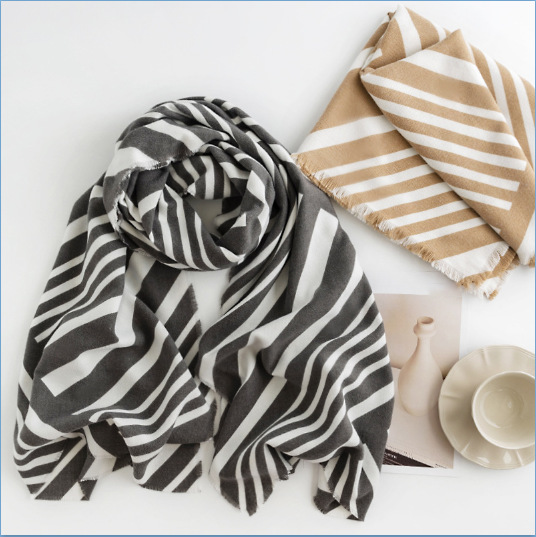 Zebra pattern imitation cashmere scarf female winter 2022 new scarf manufacturers wholesale thickened warm shawl scarf