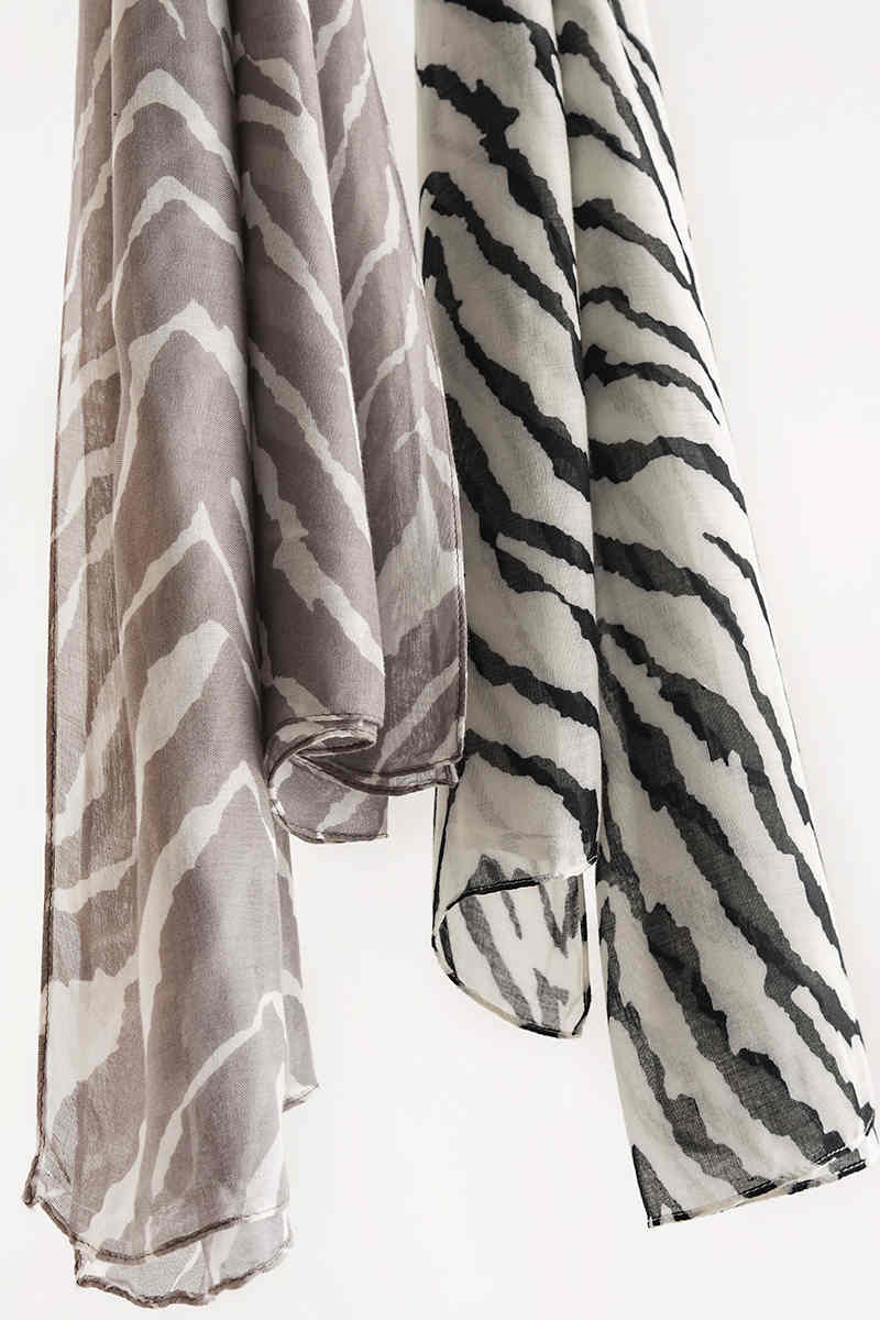 Summer new long thin scarf scarf fashion shawl zebra pattern scarf sunscreen long beach scarf scarf women