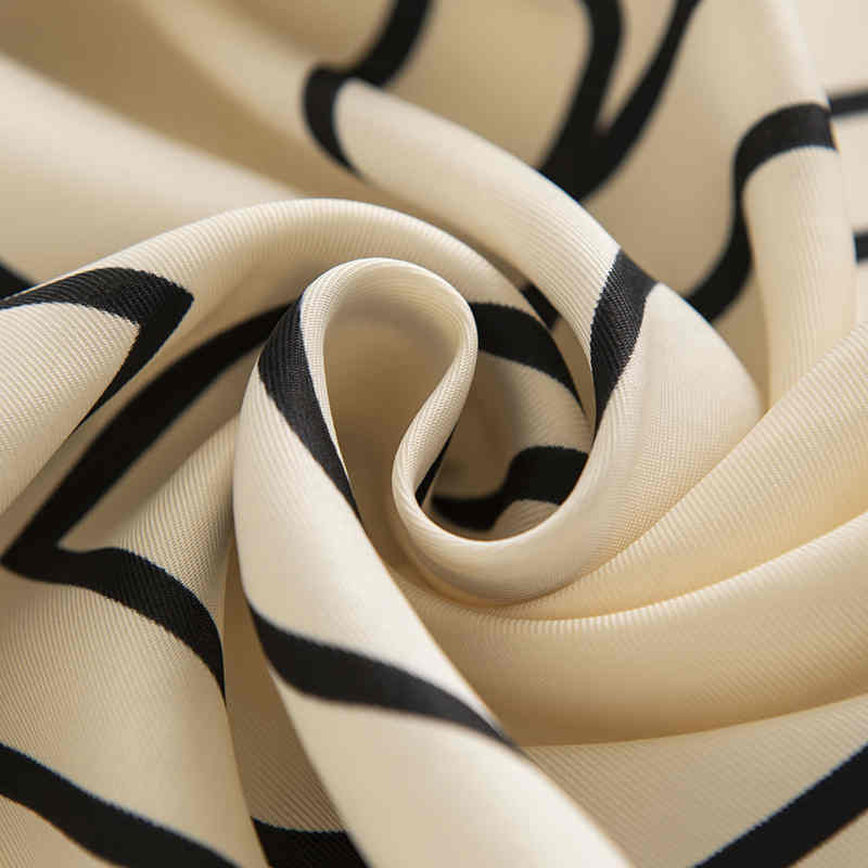 Fresh  sweet little handkerchief Korean version striped printed scarf silk scarf simulation scarf fashion career scarf