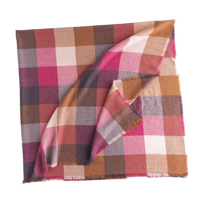 Checkerboard imitation cashmere scarf winter new high grade thermal shawl fashion commuter neck protection cold scarf