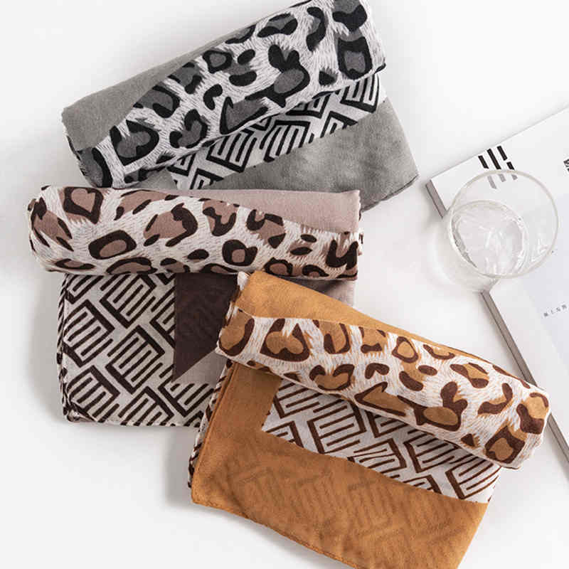 2023 new European n leopard print Bali yarn imitation silk scarves printed scarves scarves ladies sunscreen beach towel
