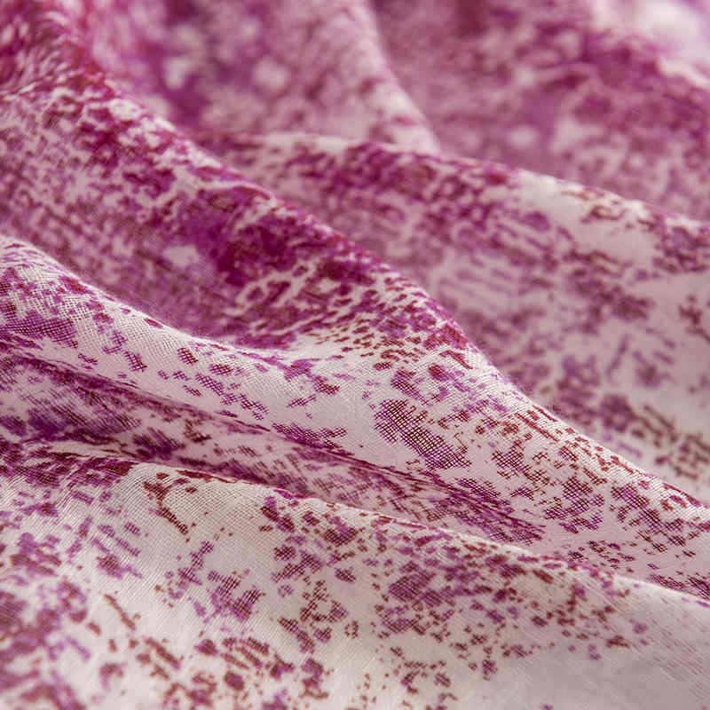 The 2023 season new style national wind scarf gradually changes color original design printing shawl fashion scarf