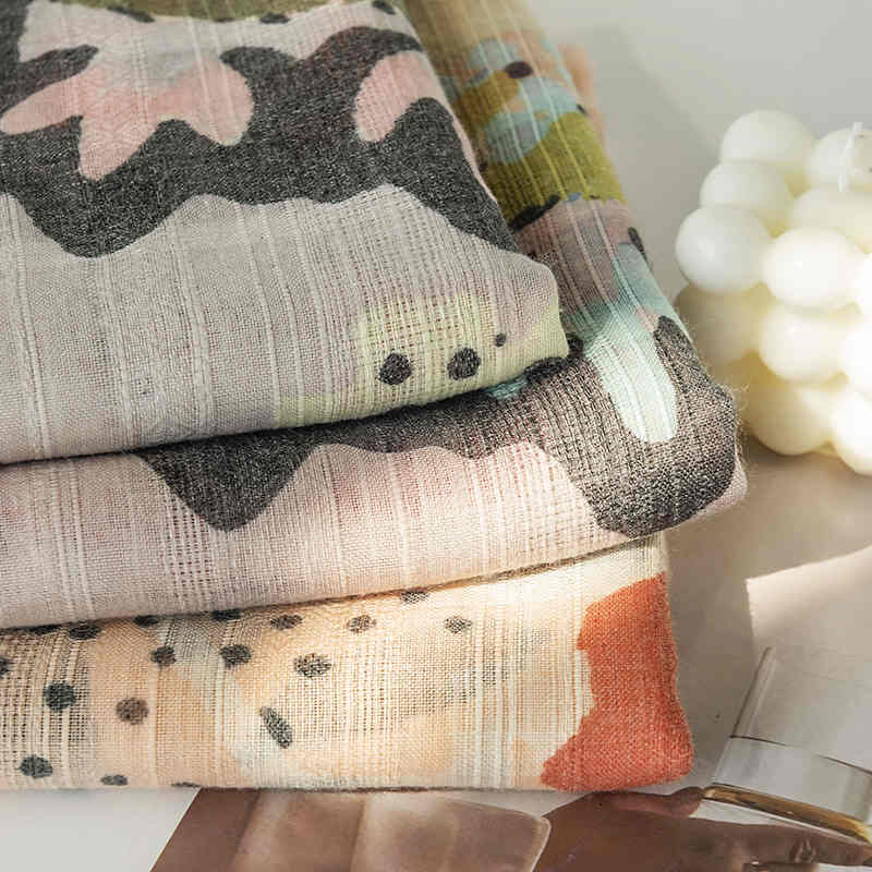 Spring print thin design  delicate woven pattern scarf shawl shawl shawl irregular pattern  short beard