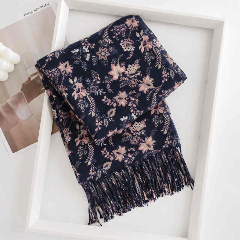 Winter printed scarf woman 2023 new imitation cashmere scarf warm neck scarf fresh sweet shawl