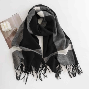 New style plaid scarf female fashion commuter imitation cashmere scarf simple square plaid scarf warm shawl