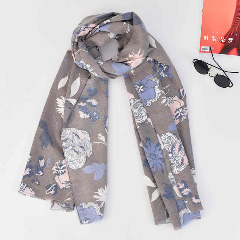 Fashionable commuter scarf lady lock edge blue flower imitation cashmere scarf warm scarf neck cold shawl