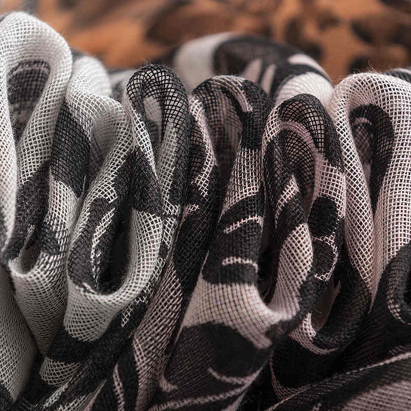 Autumn thin style 2023 new style scarf ladies print medium Long Beach towel