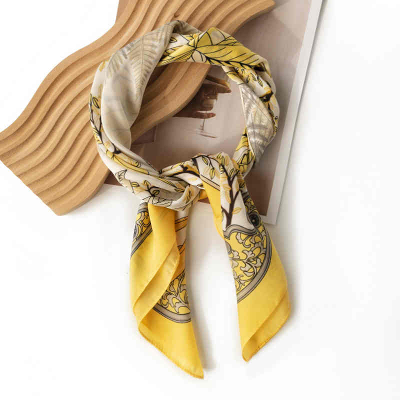 Leave a small pocket square with a floral pattern on a silk scarf for spring outing