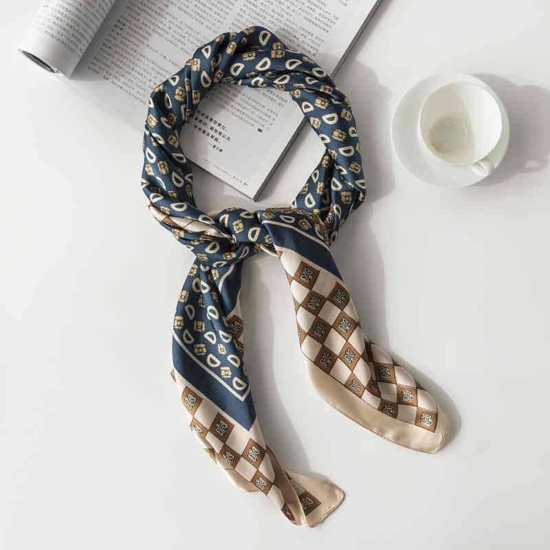 Street wind simulation silk scarves printed letters D small square scarf fashion commuter scarf woman