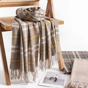 Elegant plaid scarf winter new fashion commuter neck guard imitation cashmere scarf warm shawl