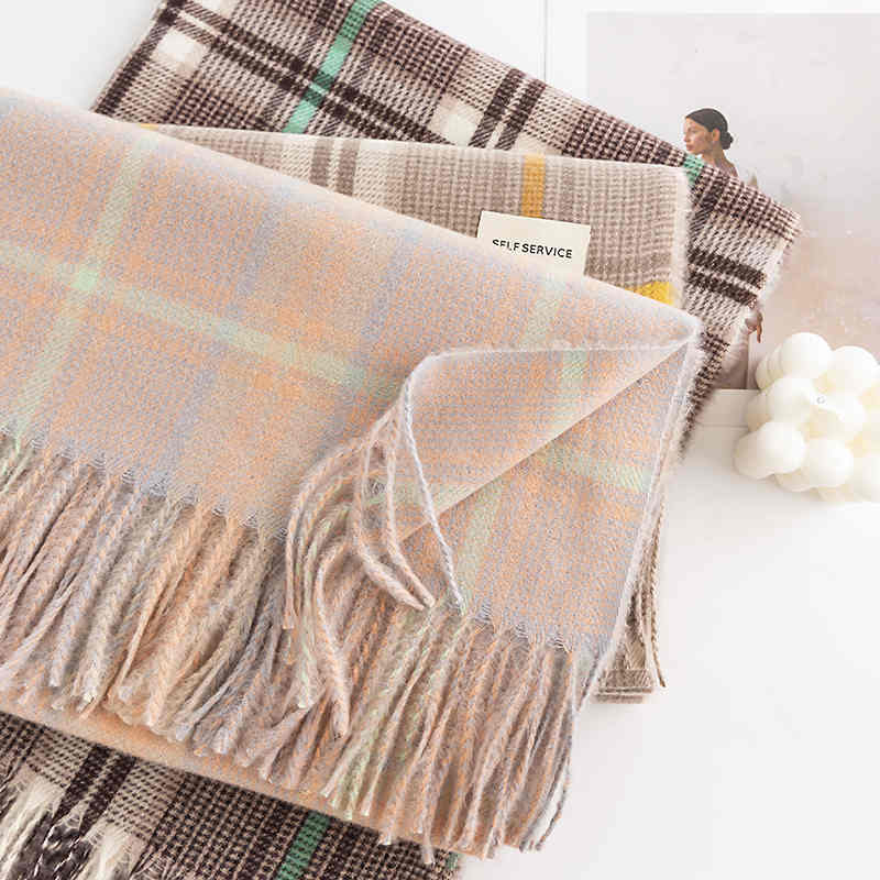 Elegant plaid scarf winter new fashion commuter neck guard imitation cashmere scarf warm shawl