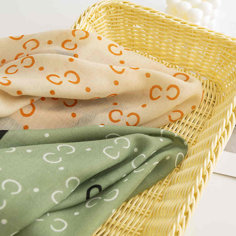 C printed scarf fashionable commuter collars neck scarf light luxury elegant warm shawl