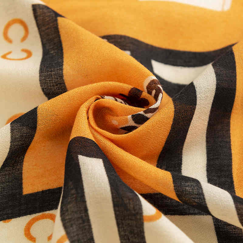 C printed scarf fashionable commuter collars neck scarf light luxury elegant warm shawl