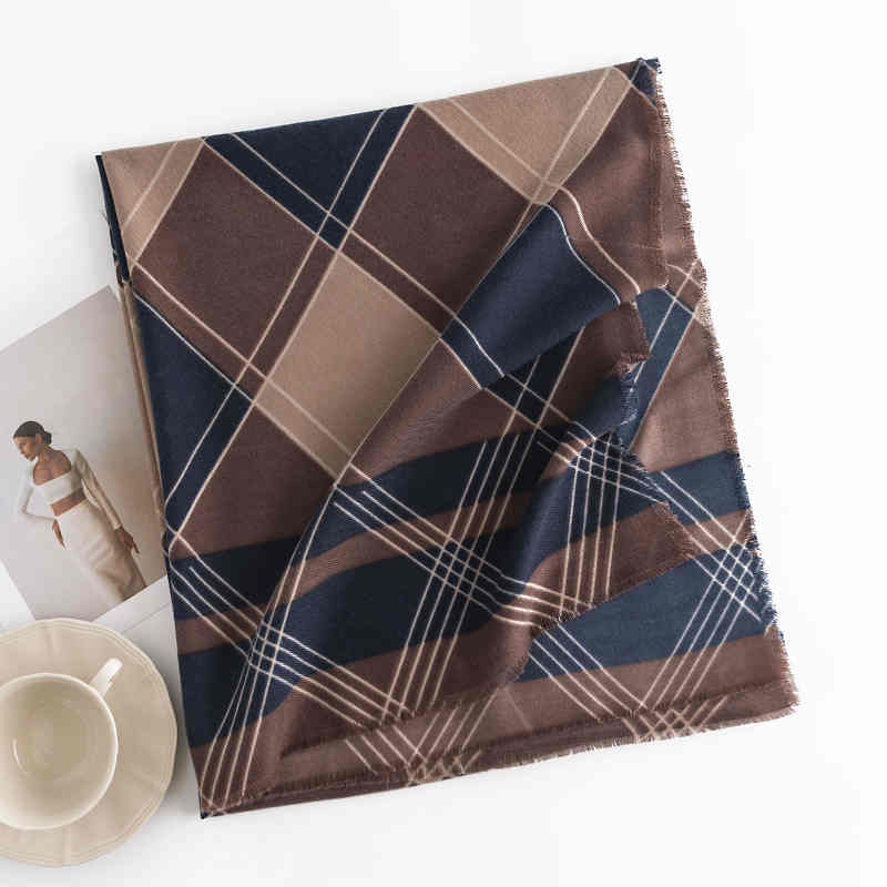 Fashion scarf new style open beard short tassel printed shawl soft warm shawl