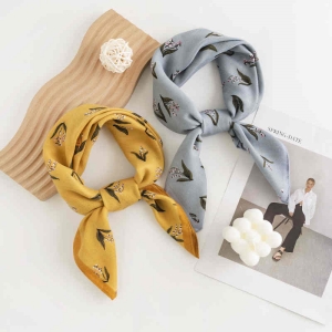 Fashion commuter silk scarves idyllic style Han small square scarf thin print decorative scarf scarf