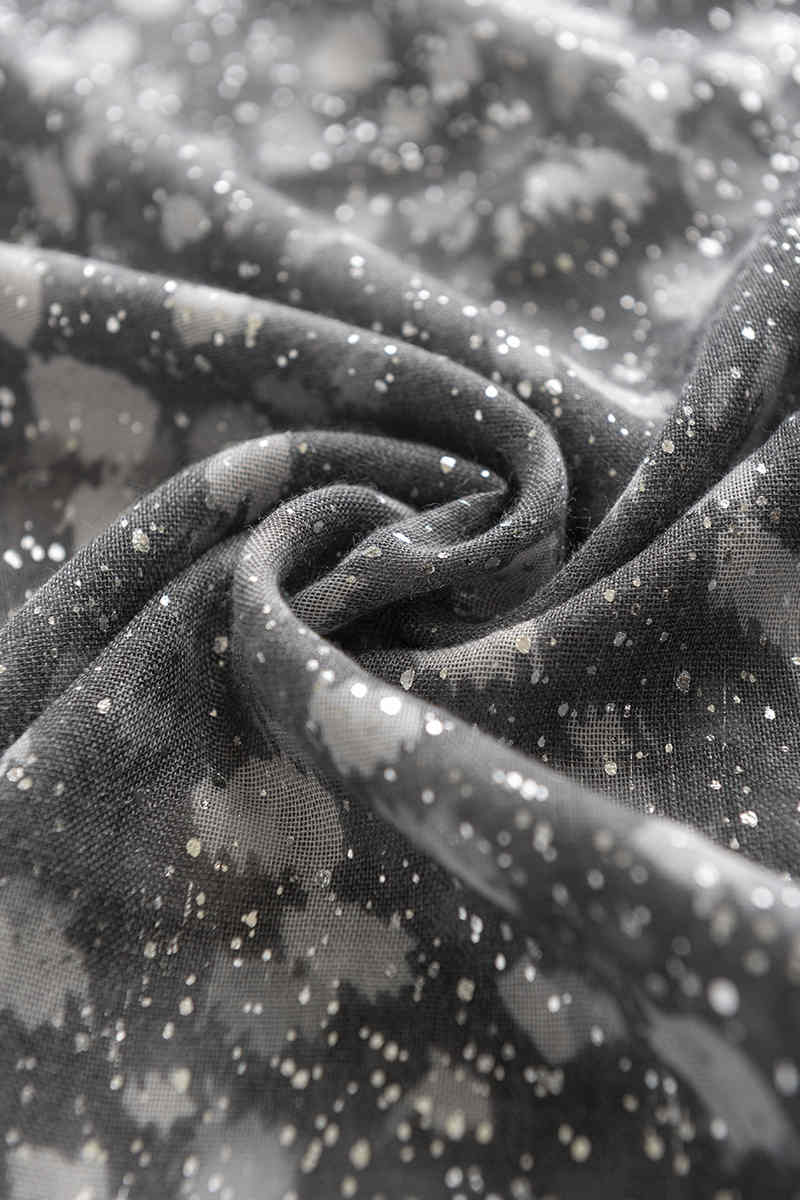 Spring 2023 new holiday folk style neck scarf art printing hot diamond personality warm scarf