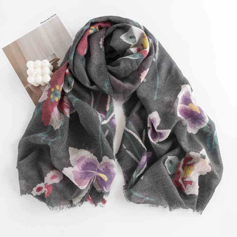 Fashion casual flowers in a long scarf small tassel warm shawl scarf woman