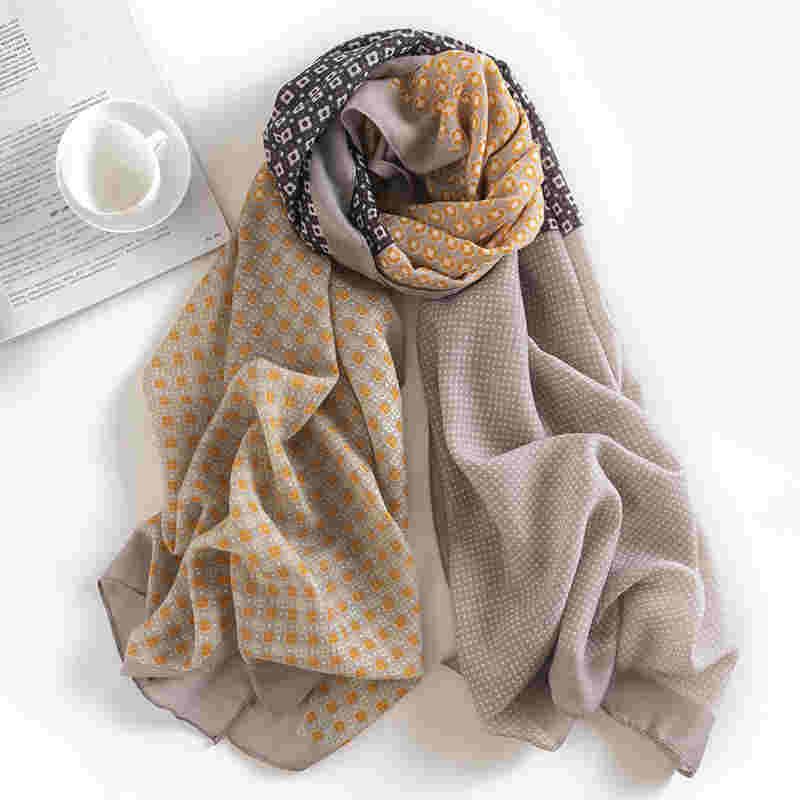 Fashion imitation silk scarf cotton hemp feel scarf four leaf grass sunscreen beach towel air conditioning shawl
