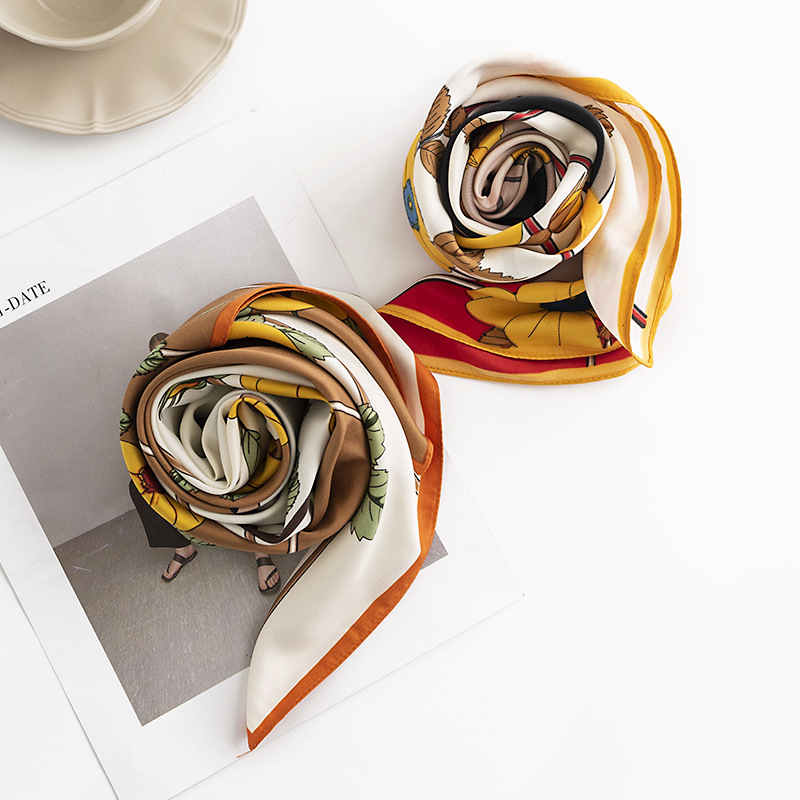 The garden wind plum blossom fragrance small square scarf female fresh imitation silk scarf natural printing professional dress scarf