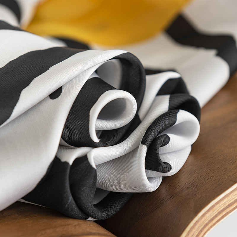 Simple Classic printed mesh scarf fashion commuting simulation silk scarf neck scarf formal wear