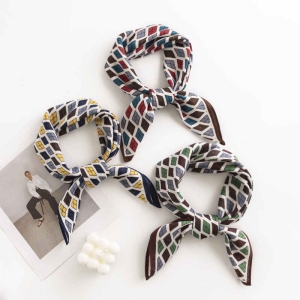 Fashionable commuter plaid pocket square scarf elegant tiein imitation silk scarf light luxury scarf professional wear scarf