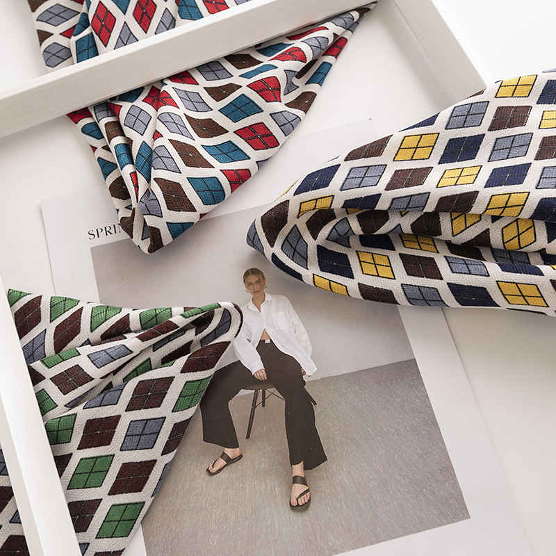 Fashionable commuter plaid pocket square scarf elegant tiein imitation silk scarf light luxury scarf professional wear scarf