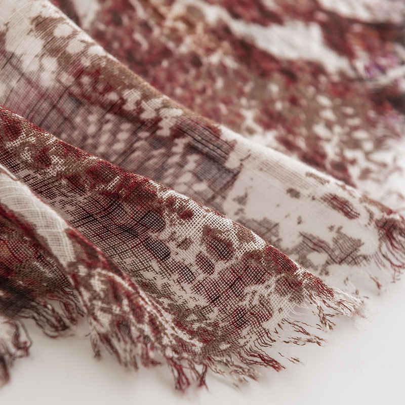 Spring trend personalized printed scarf soft skinfriendly multifunctional tassel shawl