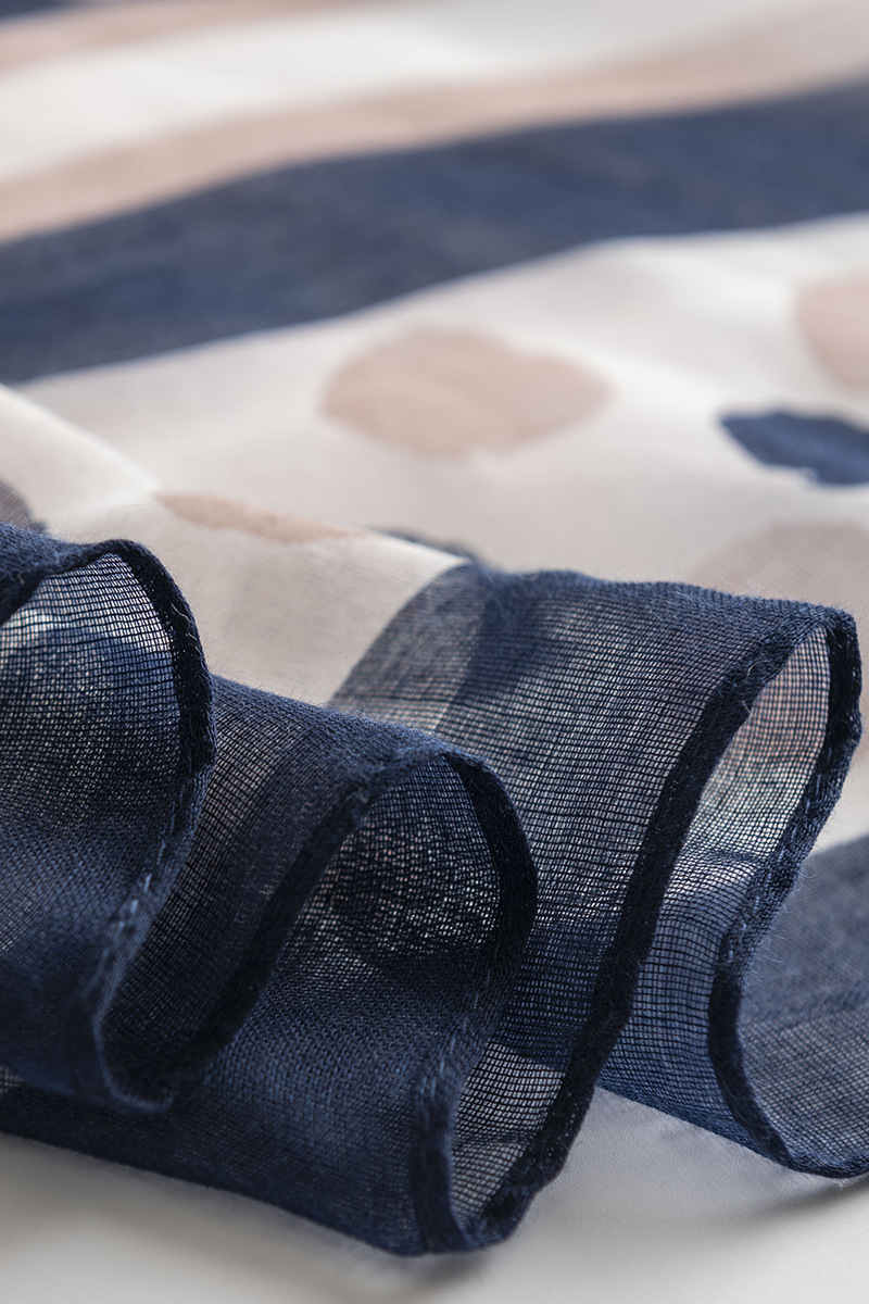 Spring new fashion commuter wave point scarf printed with a scarf