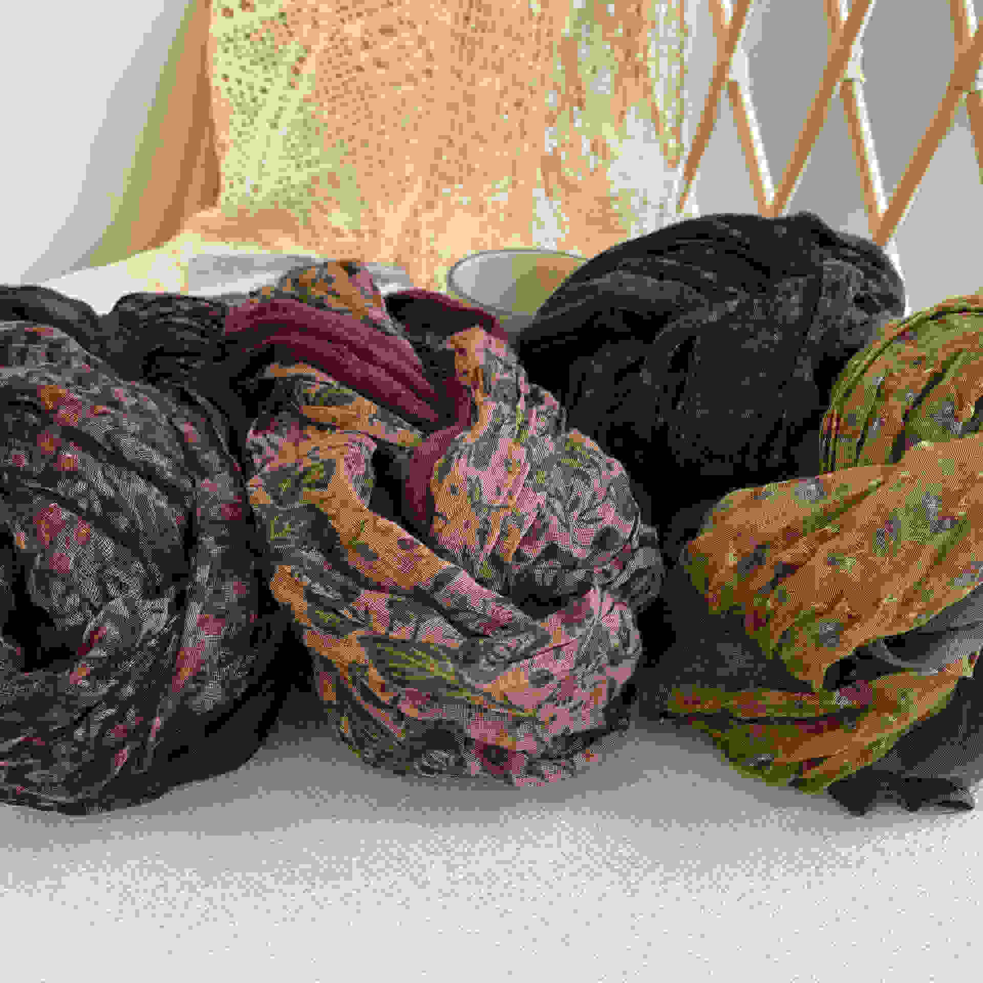 Literary cotton linen scarves