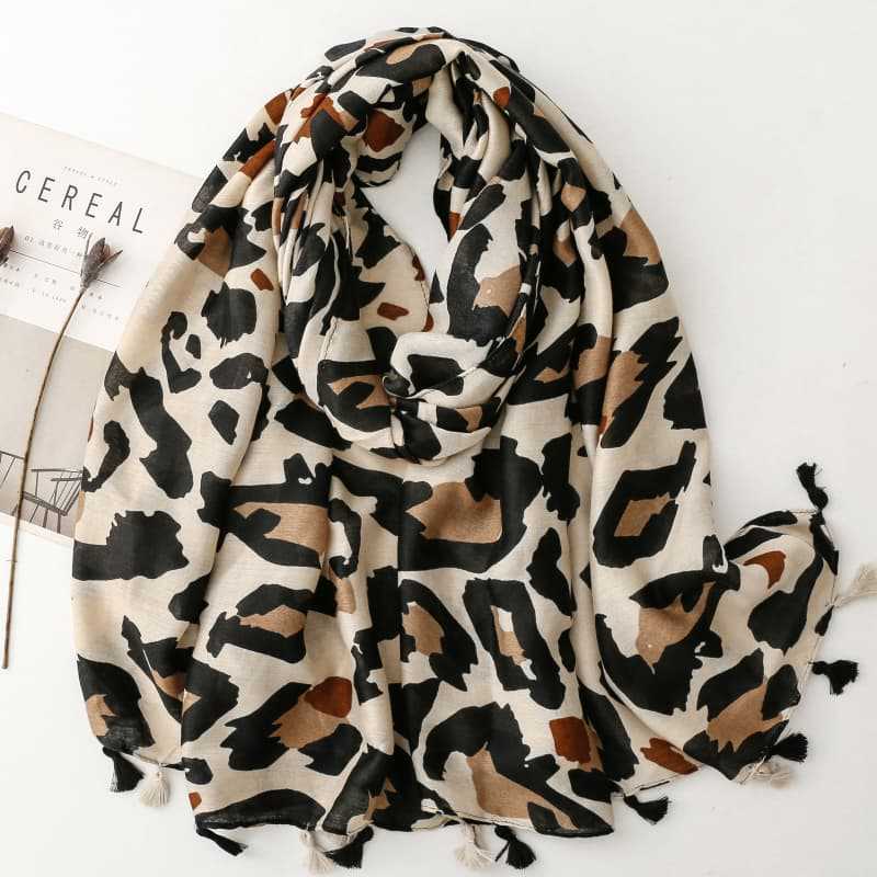 Wholesale Leopard Scarf Tassel Women Shawl