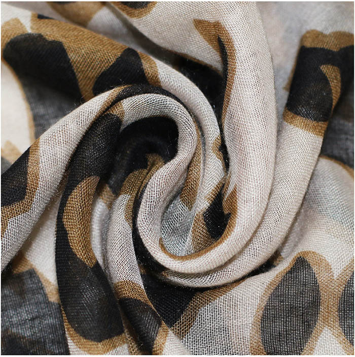 Wholesale leopard print shawl printed scarf women polyester scarf manufacturer