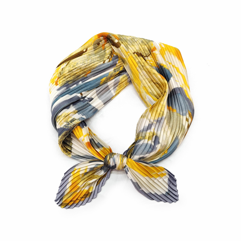 Pleated scarf factory