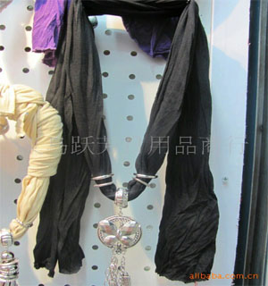 Pendant Scarf Hongkong scarves
