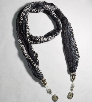 pendant scarf jewellery