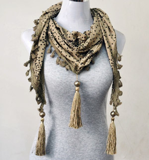 Lace triangle scarves jewelry