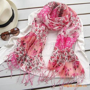 Pastoral linen scarves