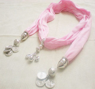 Wholesale pendant scarves