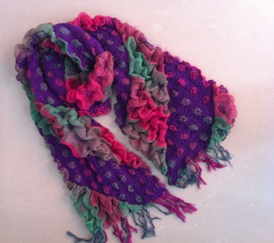 Winter color gas elastic scarf in UK