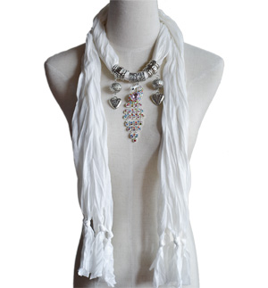 Phoenix alloy pendant scarf