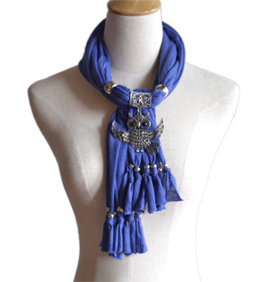 Owl rhinestone alloy pendant jewelry scarf