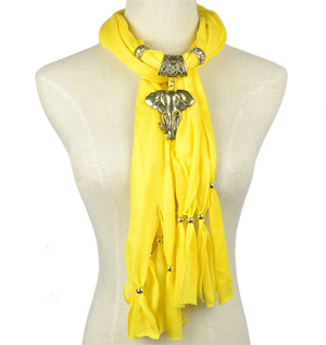 Elephant alloy pendant scarf