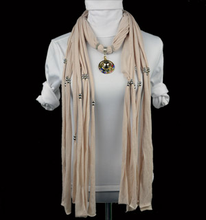 Fashion diamond pendant jewelry scarf